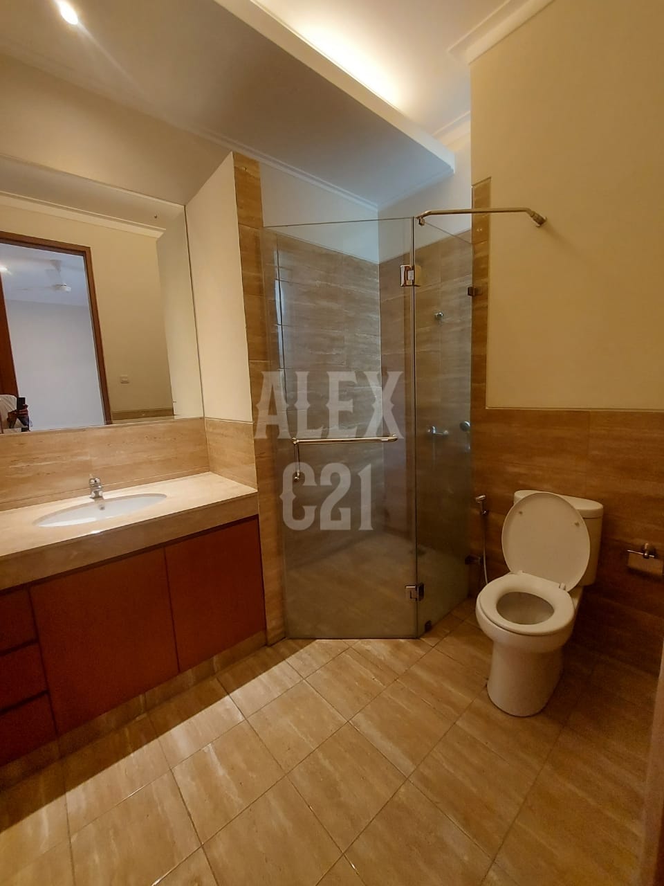 Jual rumah mewah desain tropis area Kemang, Jakarta Selatan