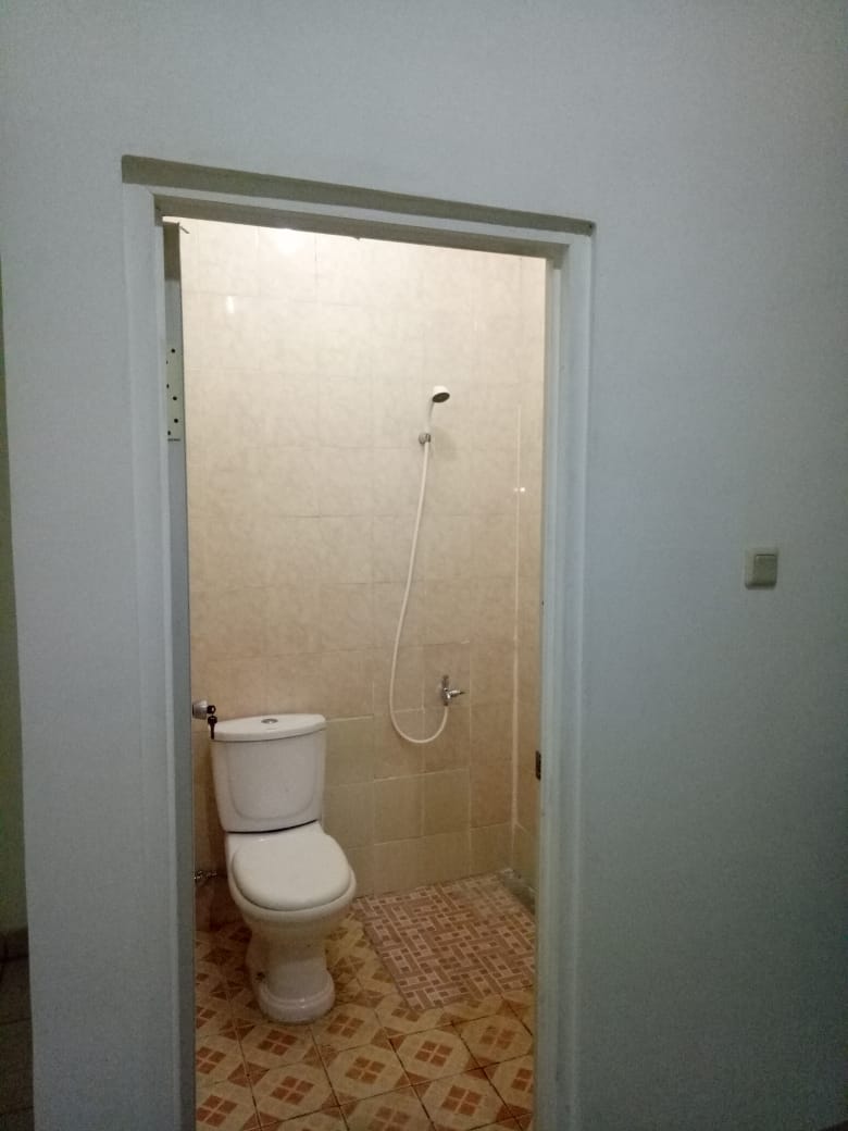 Jual/sewa ruko 4 lantai di Pejaten Timur, Pasar Minggu, Jakarta