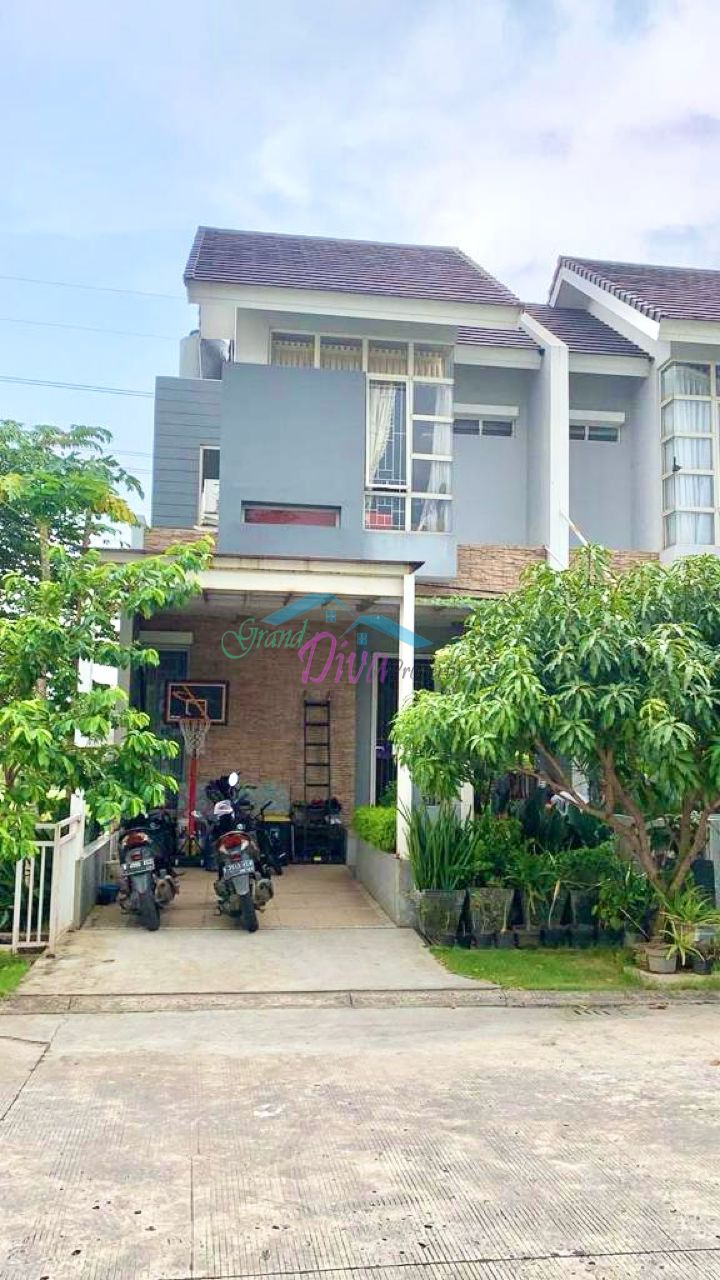 RUMAH BAGUS 2 LANTAI DI CLUSTER VASANA HARAPAN INDAH