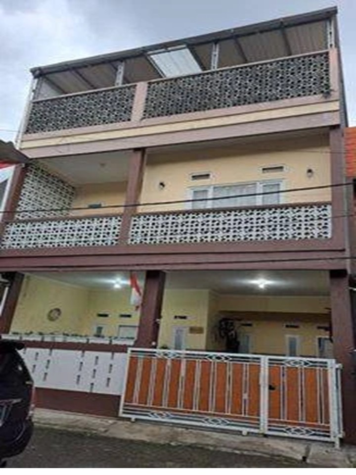 BU Rumah strategis dalam komplek 3Lt Kiaracondong Kota Bandung