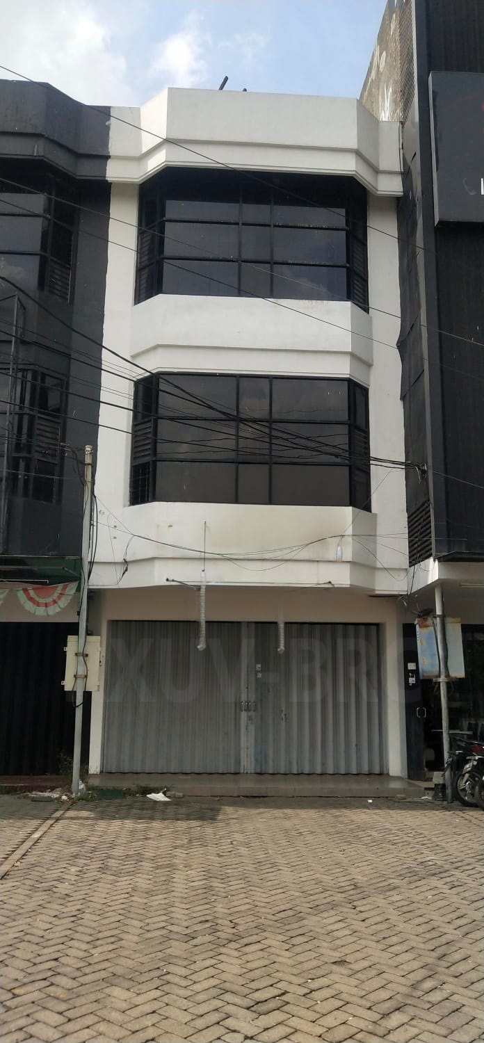 💥 RUANGAN USAHA IMPIAN! Ruko 3 Lantai Nol Jalan Raya Wiyung