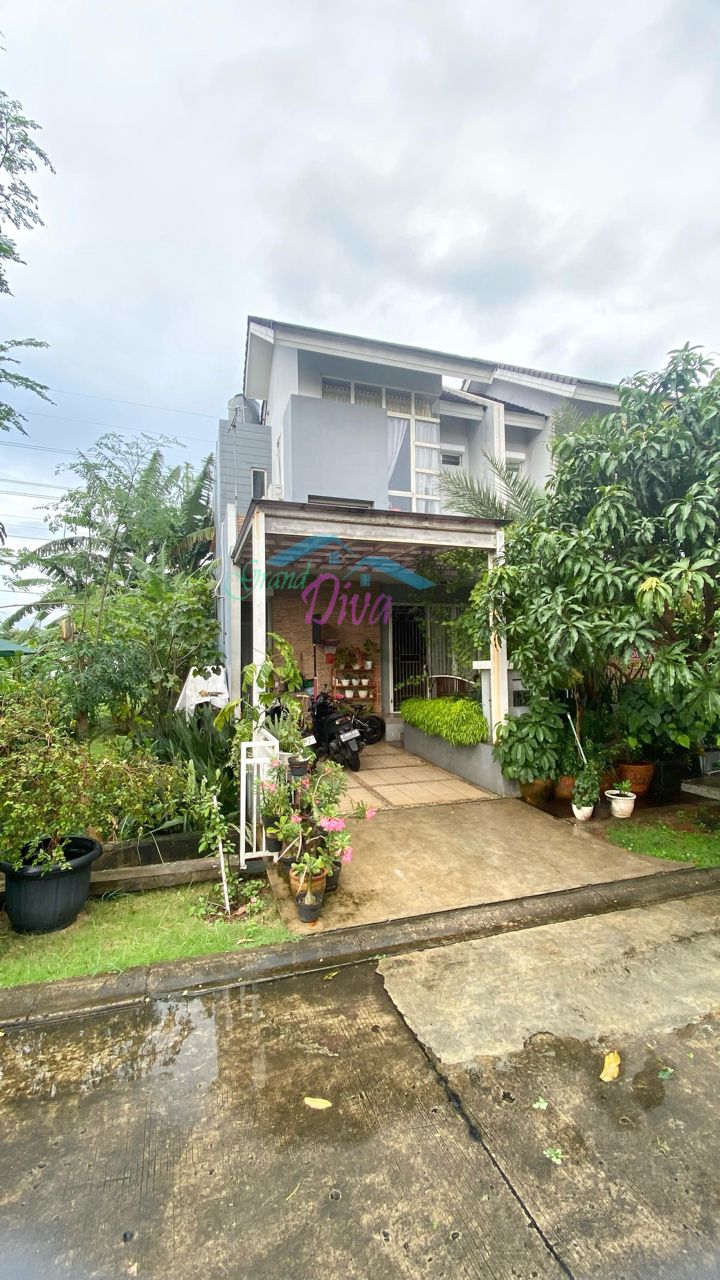 RUMAH BAGUS 2 LANTAI DI CLUSTER VASANA HARAPAN INDAH
