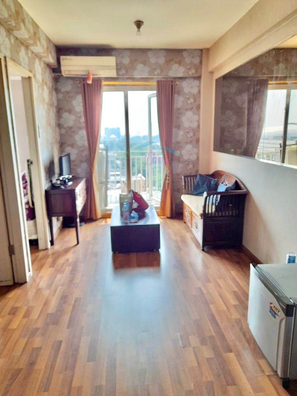 DIJUAL MURAH 290JT APARTEMENT CENTER POINT BEKASI FULLFURNISHED