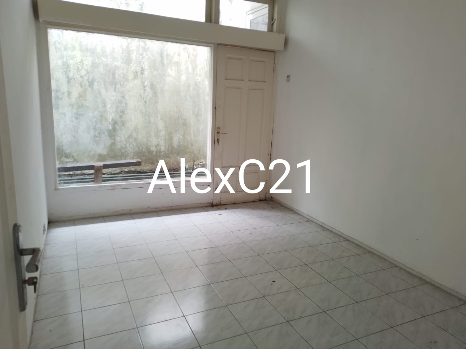 Jual rumah lama di Kemang, Mampang Prapatan, Jakarta Selatan