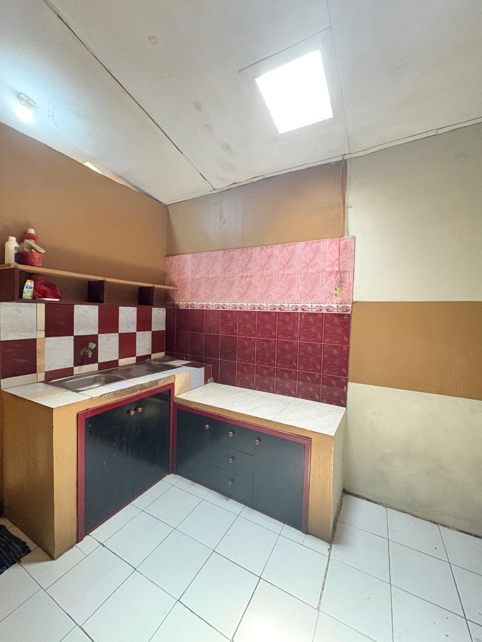 Rumah second luas di Duren Sawit Jakarta Timur