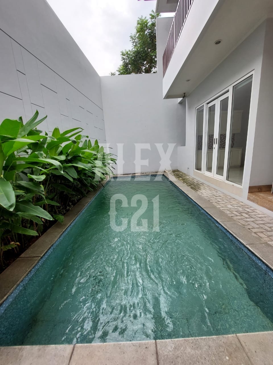 Jual rumah mewah baru  minimalis area Ampera - Cilandak Timur