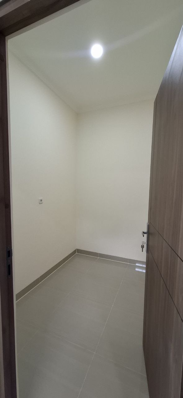 RUMAH BERNUANSA BALI DI JALAN RADAR AURI CIJAGO KOTA DEPOK