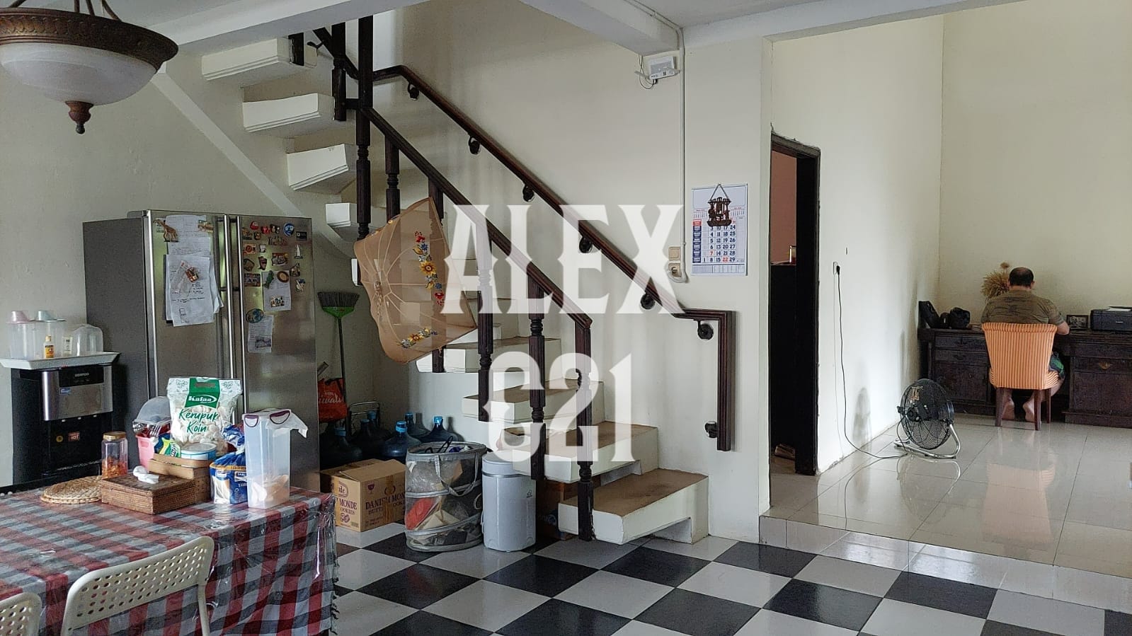 Jual rumah mewah di daerah Cipedak, Jagakarsa, Jakarta Selatan