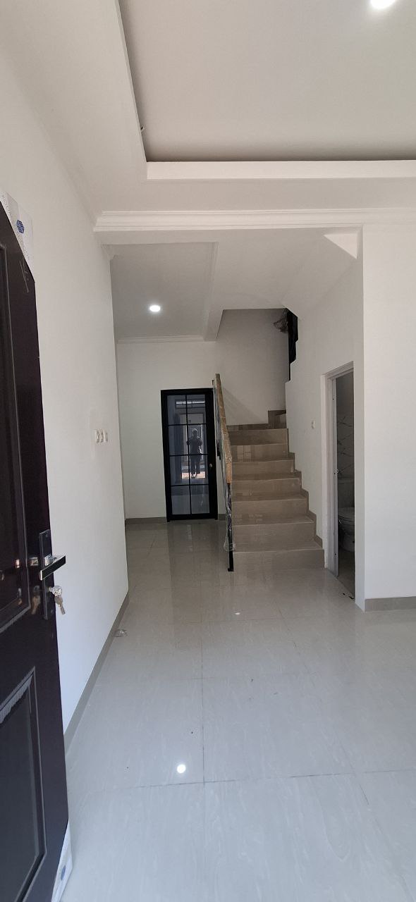 Rumah Siap Huni Hanya 5 Menit ke Pintu Toll Cijago Kota Depok
