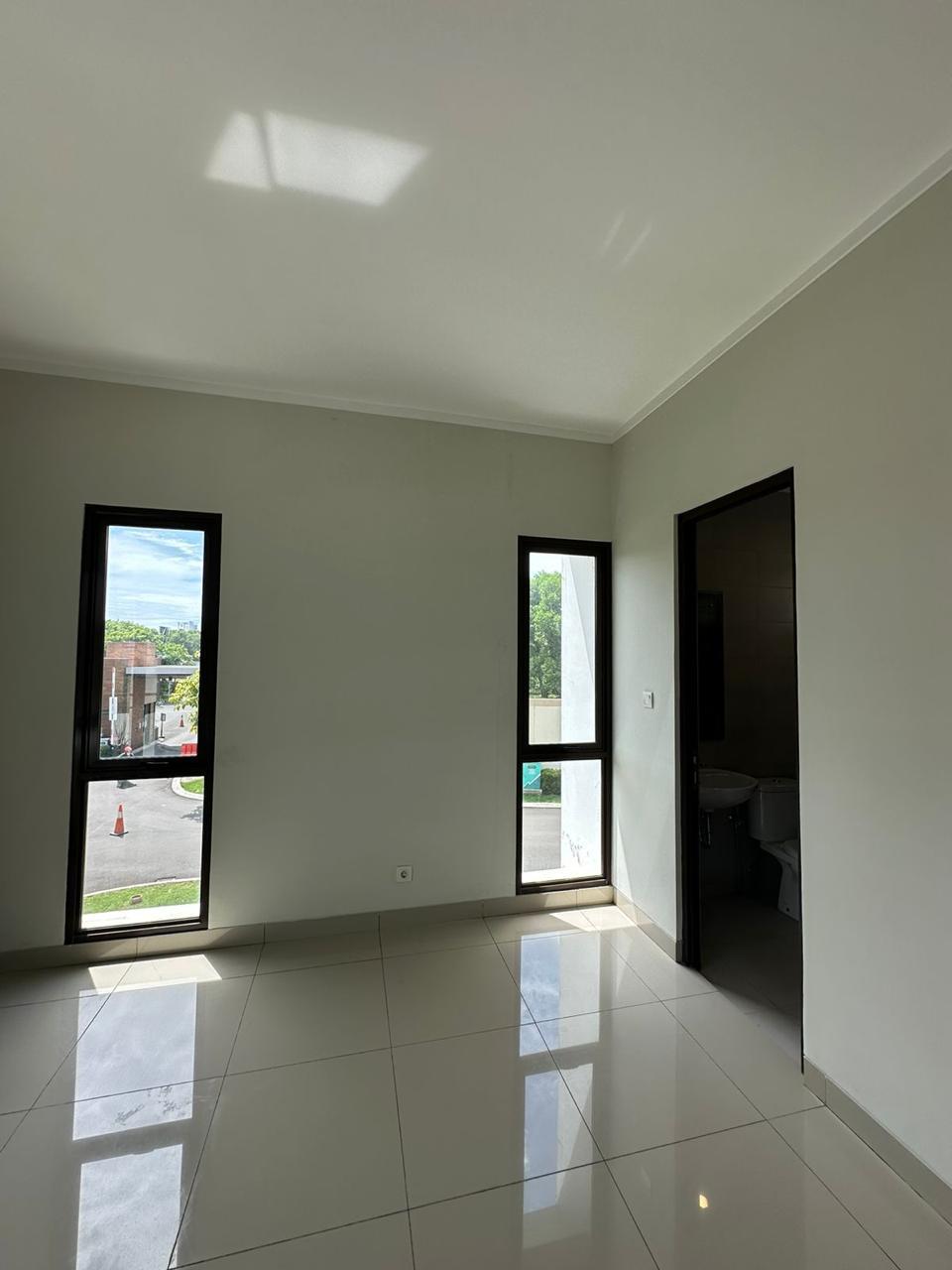 Dijual rumah di Summarecon Bekasi Burgundy Residence The Orchard