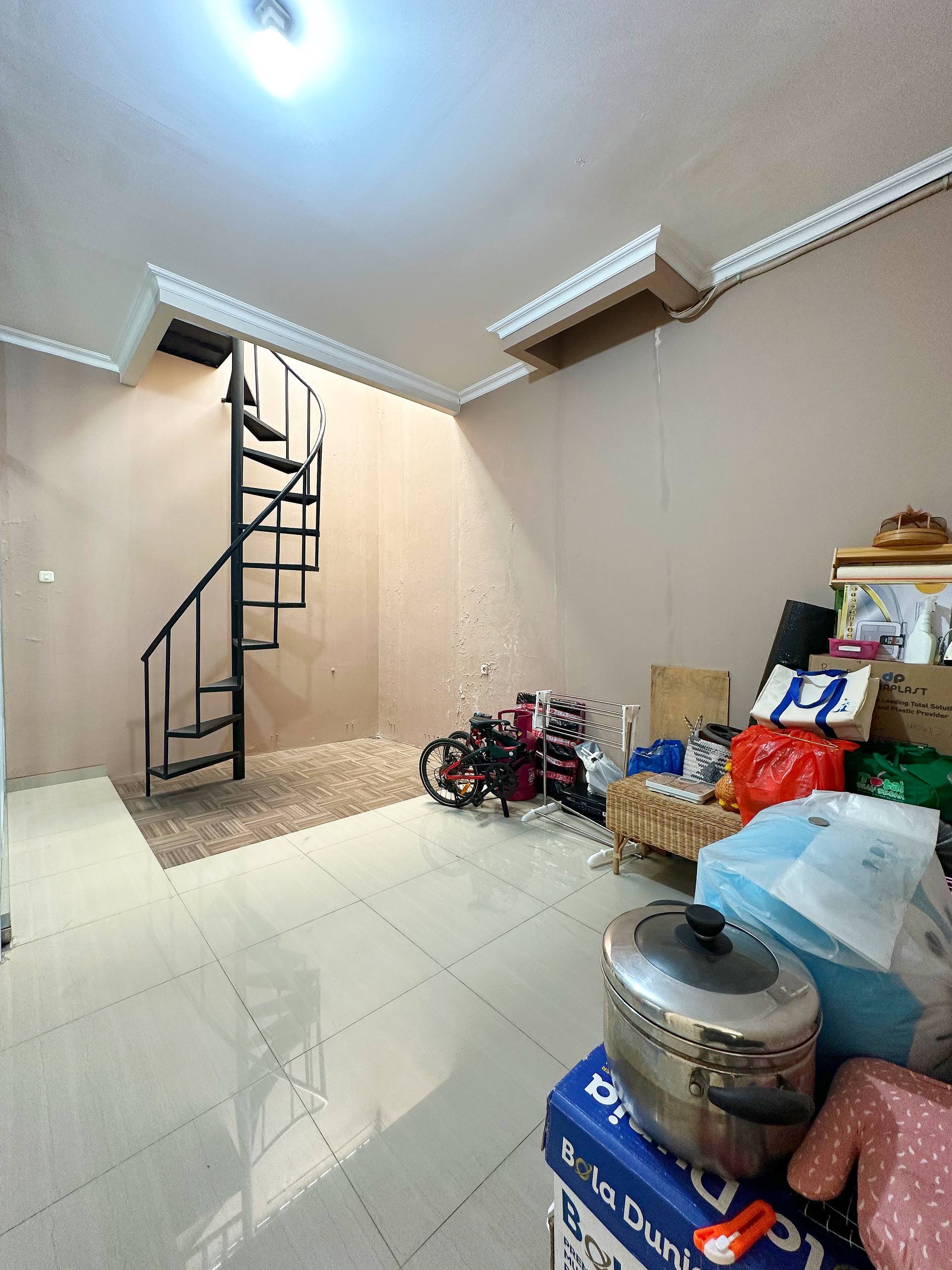 Rumah second terawat Pondok Kelapa Duren Sawit Jakarta Timur