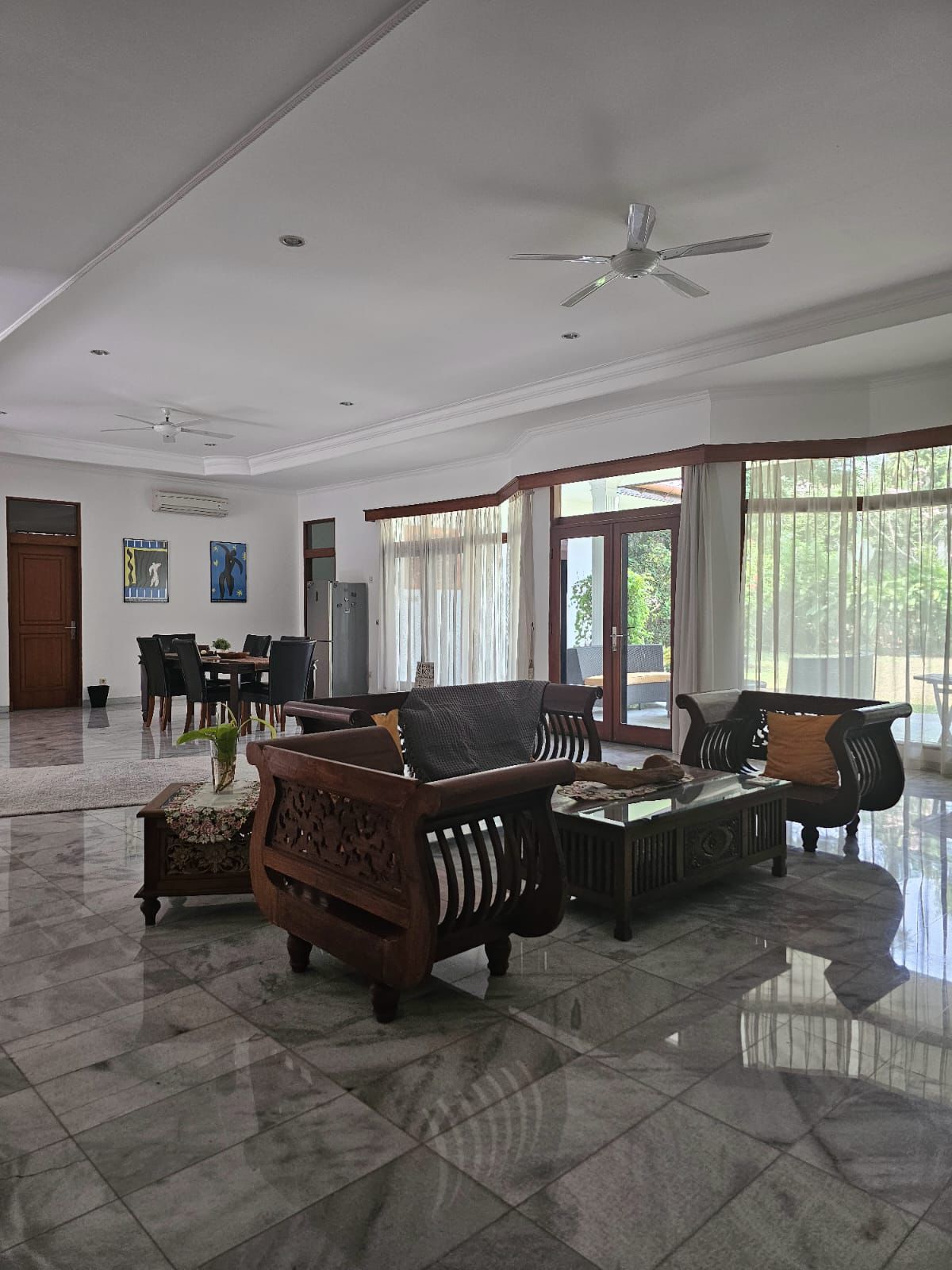 Sewa Rumah mewah dalam komplek di Pejaten Barat, Jakarta Selatan