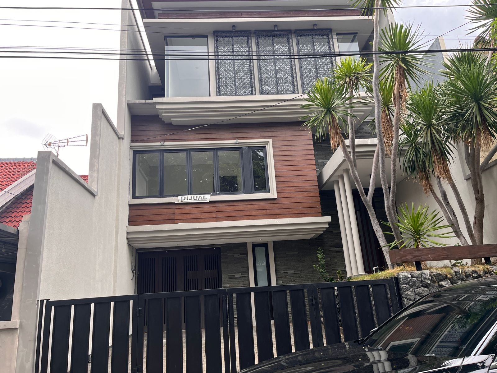 rumah dijual galaxy bumi permai surabaya