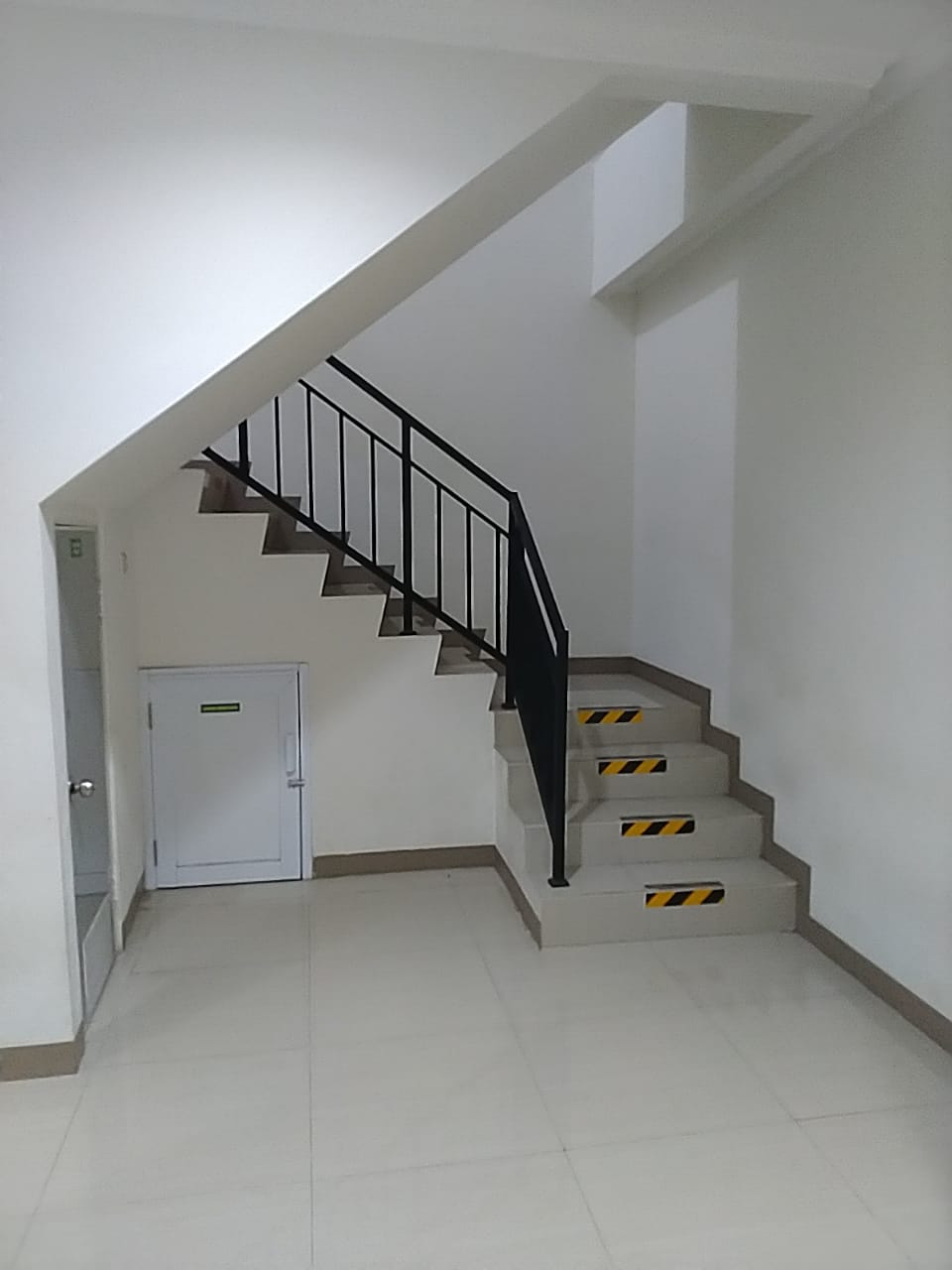 Jual cepat ruko 3 gandeng di Rawa Bokor, Benda, Kota Tangerang