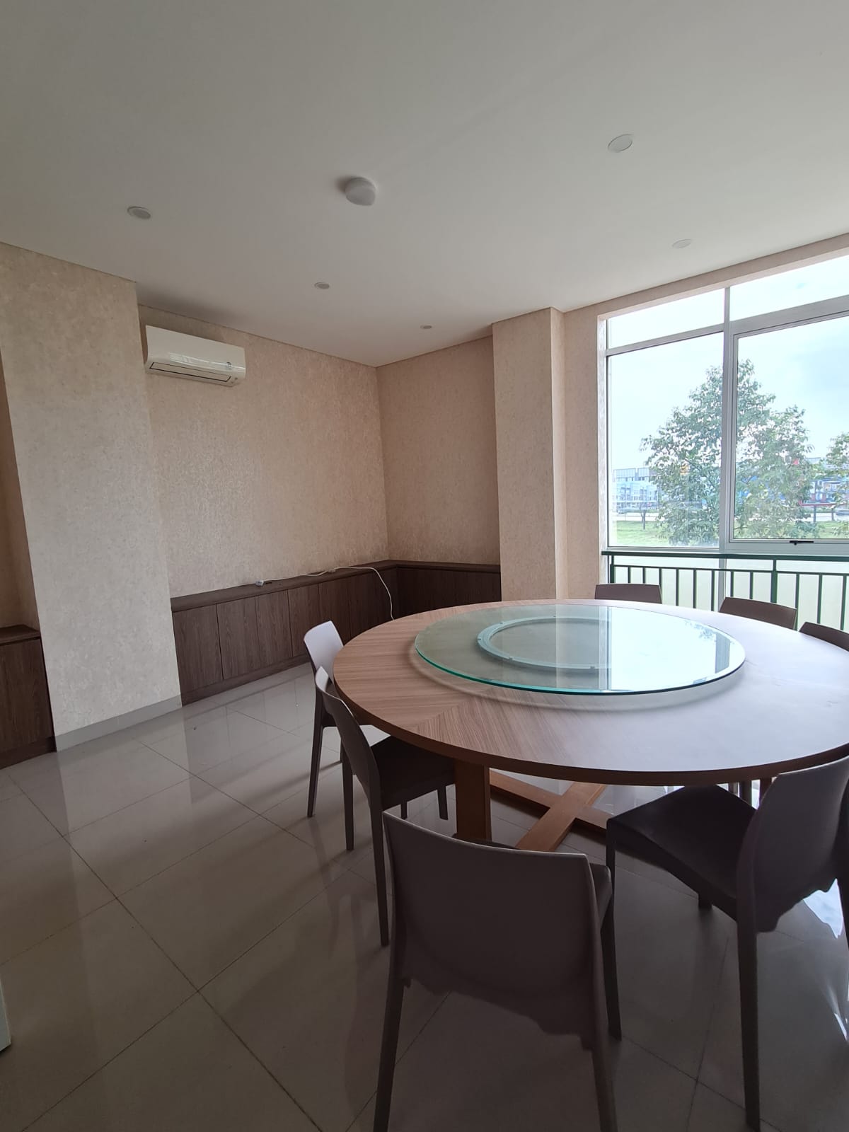 Jual cepat ruko 3 gandeng di La Riviera PIK 2, Teluknaga