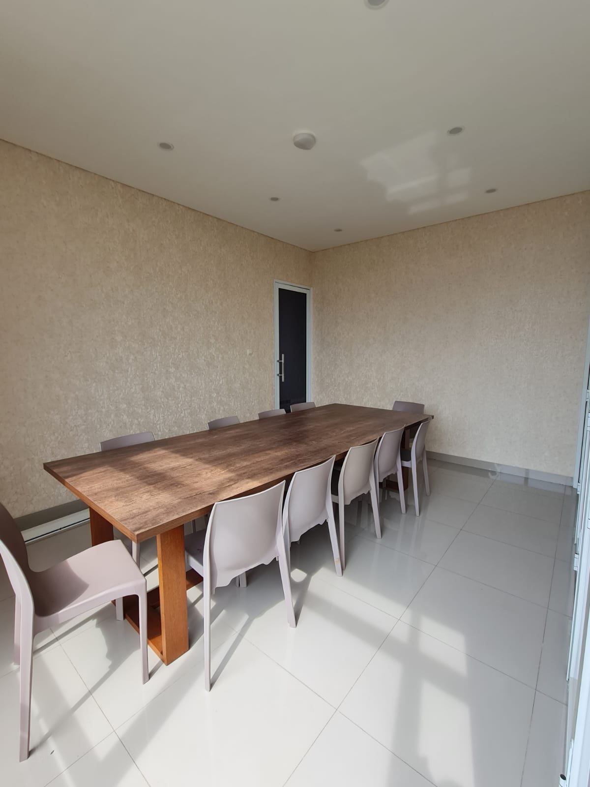 Jual cepat Ruko 3 Gandeng di La Riviera PIK 2, Teluknaga